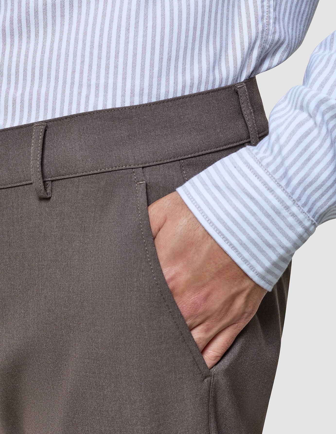 Ease Pants Regular Mocha